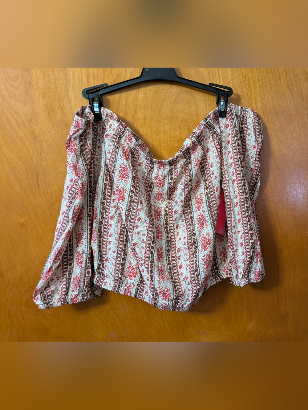 Shosho Bohemian Red Floral Off-Shoulder Shorts